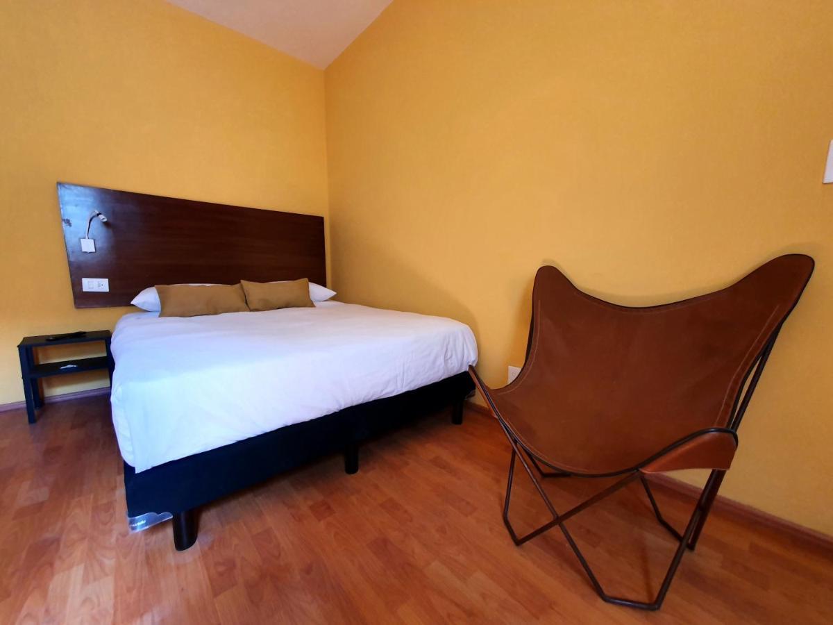 Lindas Suites Eugenio Sue Mexico City Exterior photo