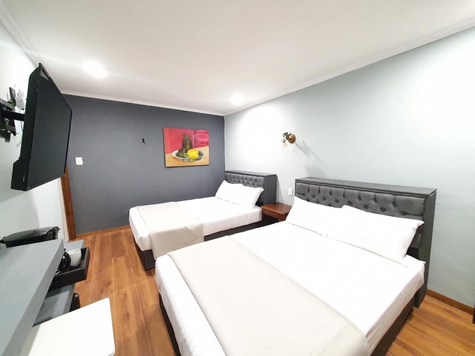 Lindas Suites Eugenio Sue Mexico City Exterior photo